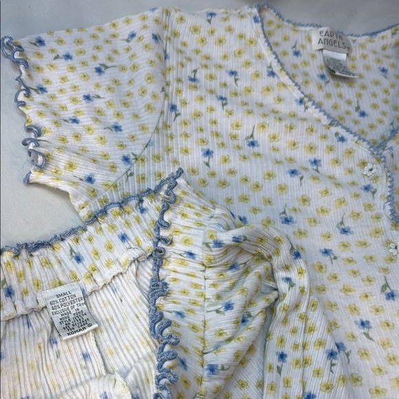 Vintage Earth Angels Floral Pajama Set, ruffled hems, sz Med &Small, *READ - Picture 8 of 11